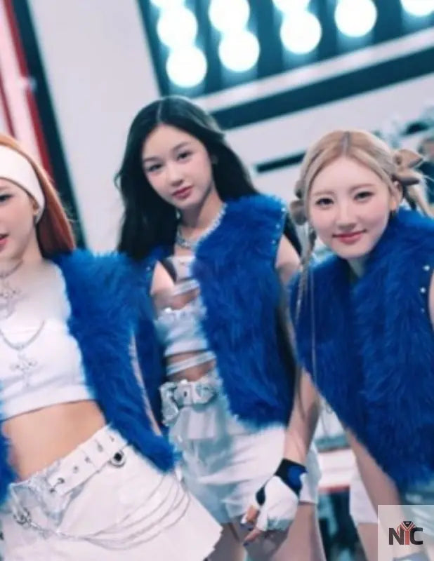 Babymonster Batter Up Blue Fur Vest Clanton Jacket