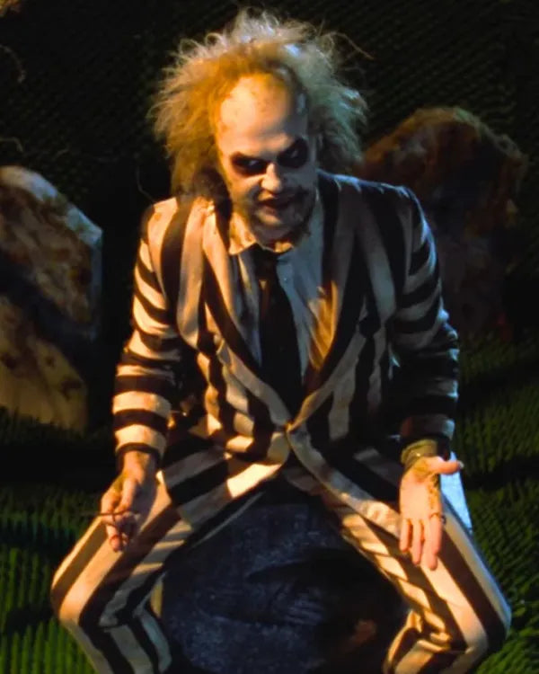 Beetlejuice Beetlejuice 2024 Michael Keaton Striped Suit
