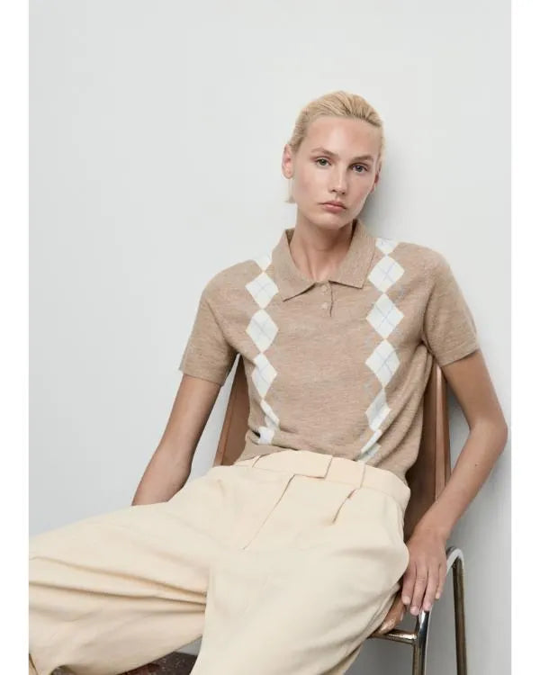 Saturday Night Live S51 Sarah Sherman Beige Argyle Sweater